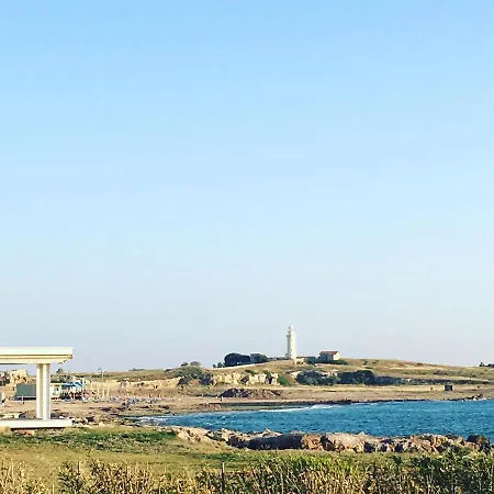 Sea View Apartment *